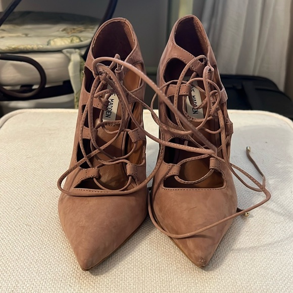 Strappy suede Steve Madden heel - Picture 1 of 7
